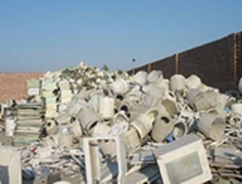 Examples of materials processed by a single shaft shredder